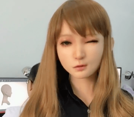 Look at the facial movements!